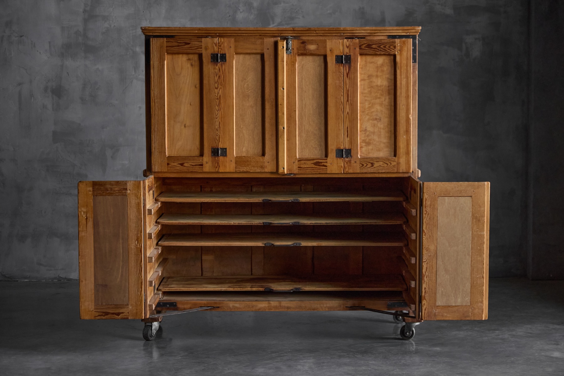 Rustic Oak Bakery Cabinet, Europe – 20th Century