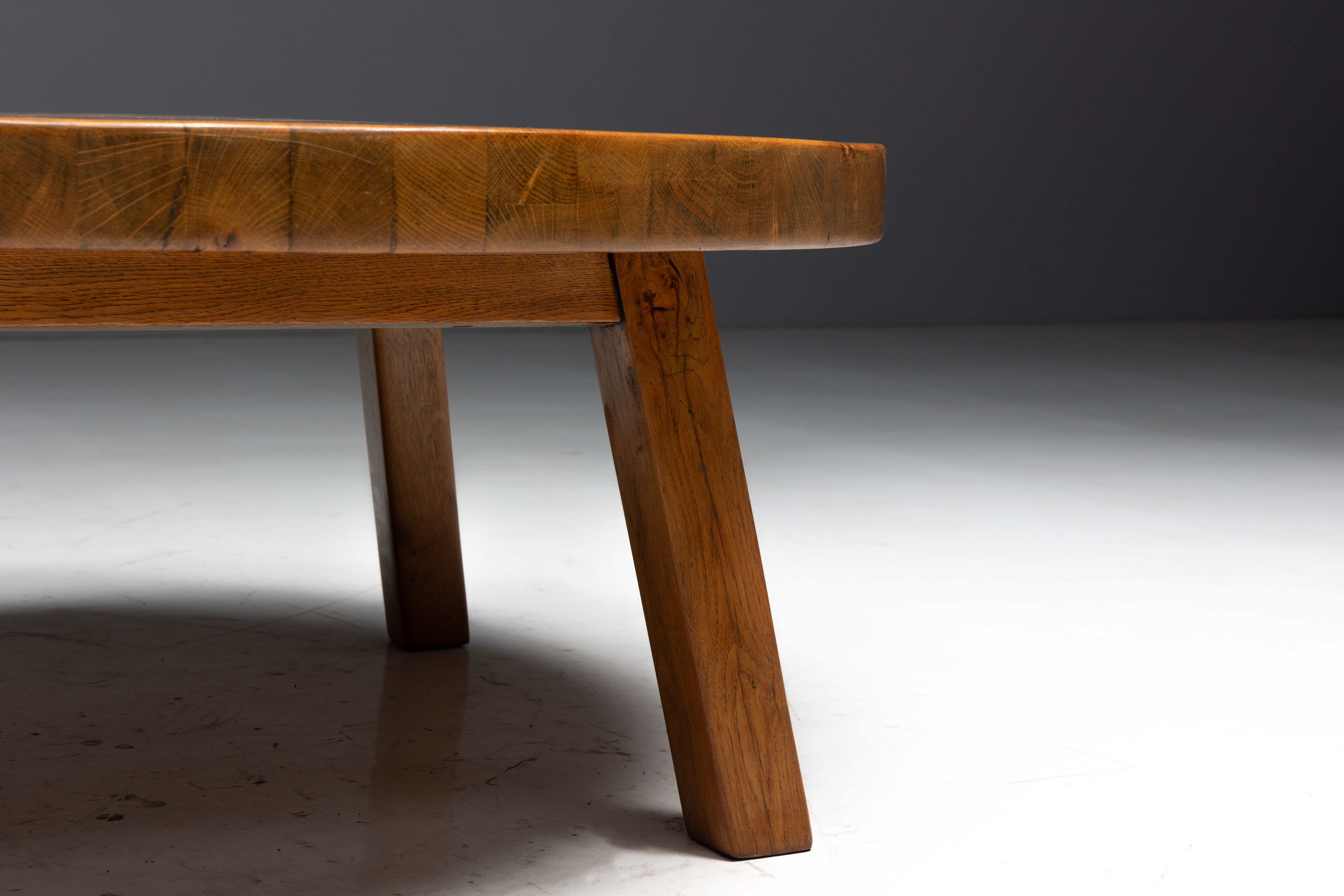 Rustic Vernacular Round Oak Coffee Table, Europe - Mid-20th Century