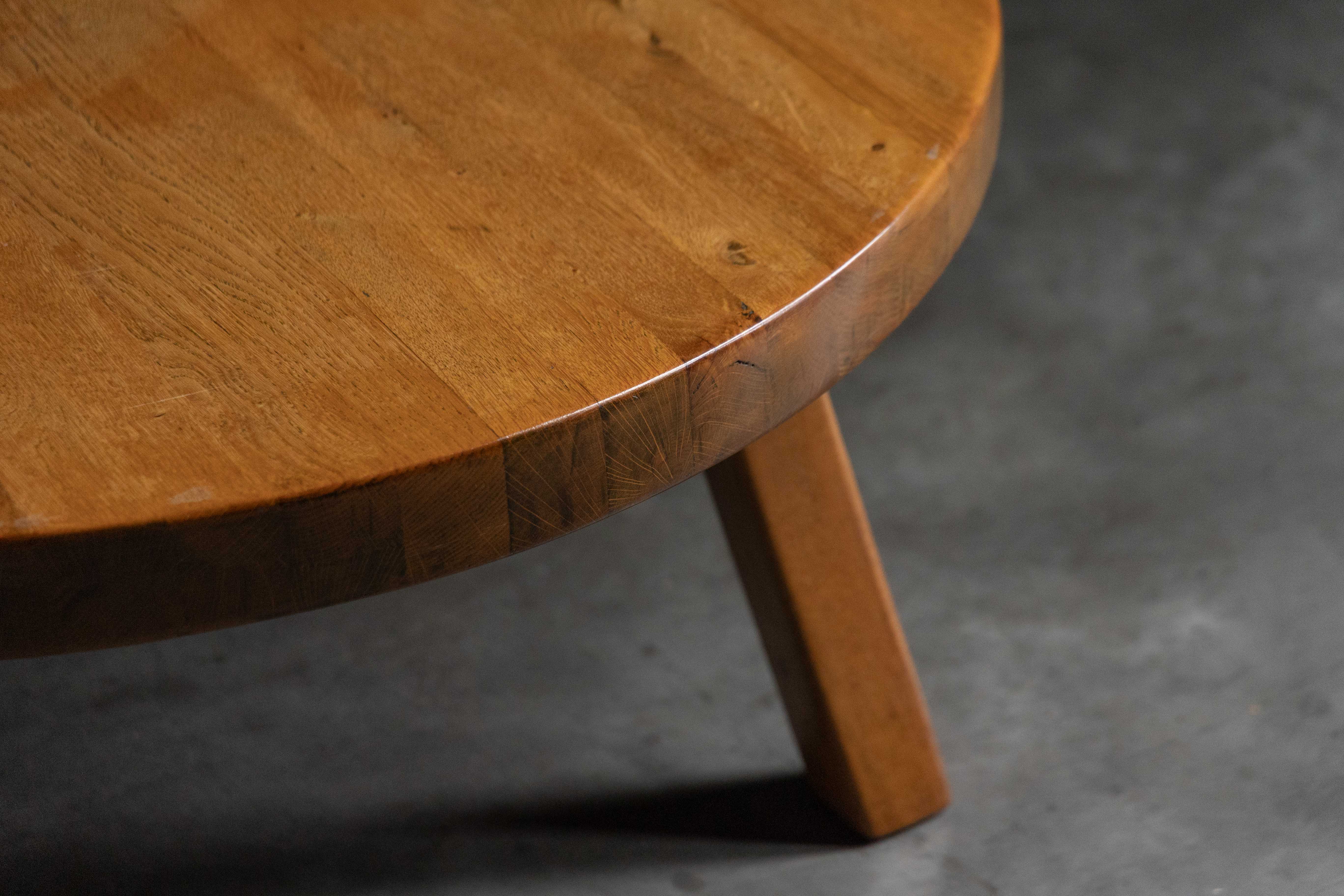 Rustic Vernacular Round Oak Coffee Table, Europe - Mid-20th Century