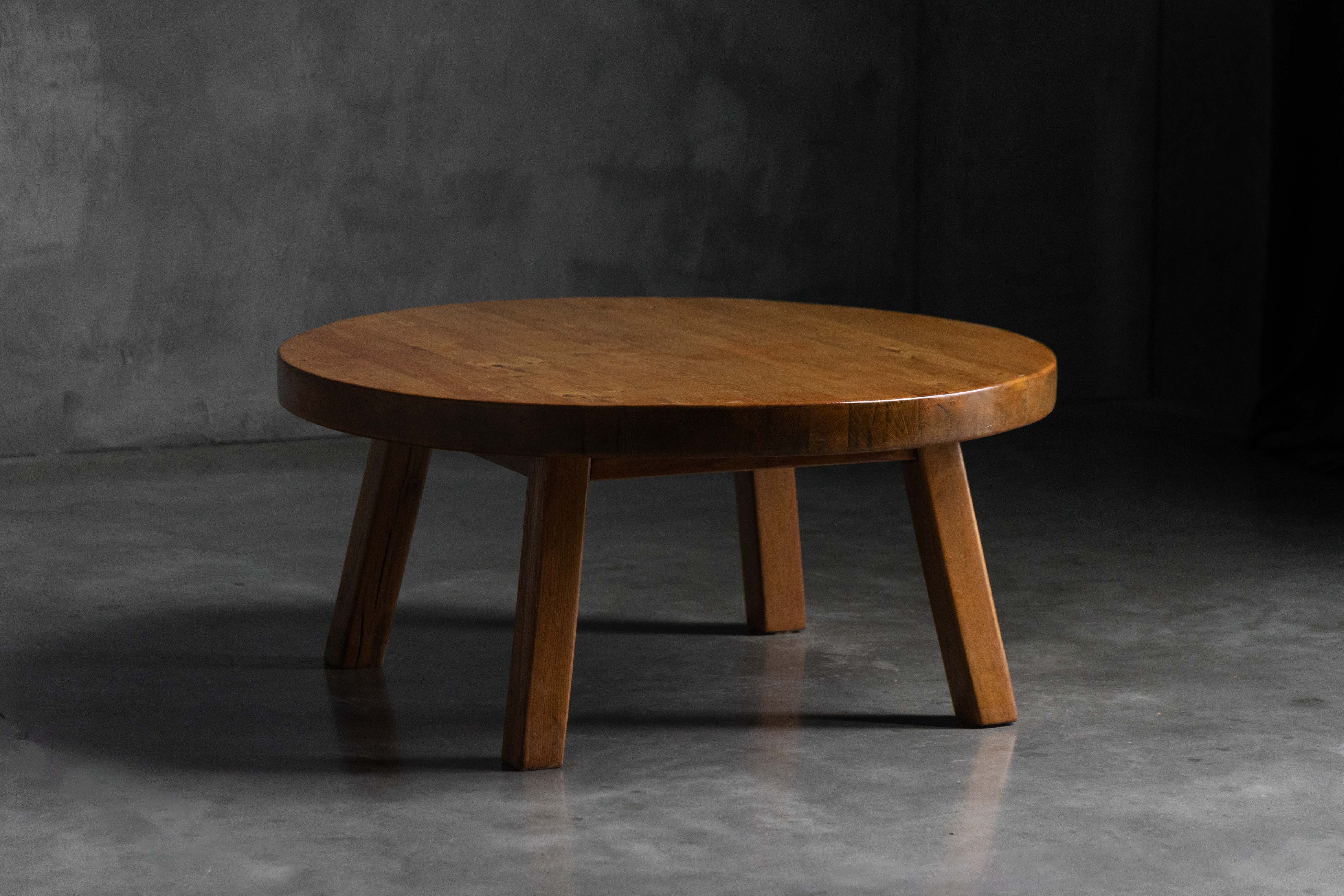 Rustic Vernacular Round Oak Coffee Table, Europe - Mid-20th Century