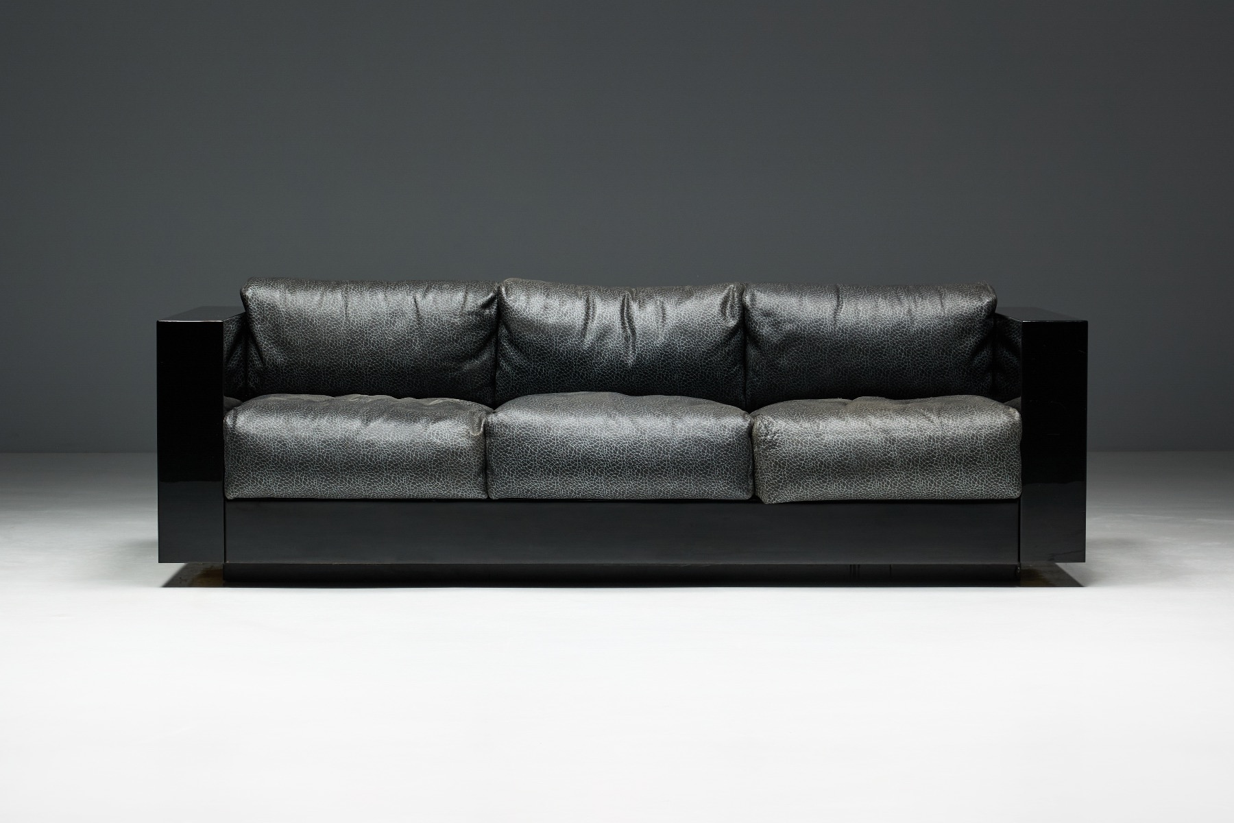 Saratoga Sofa by Vignelli for Poltronova - 1964