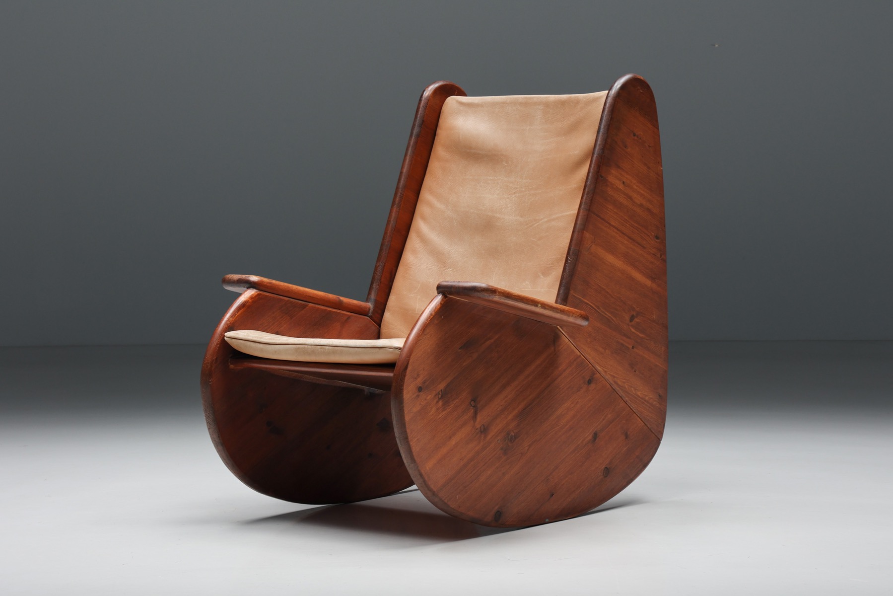Scandinavian Rocking Chair - 1940's