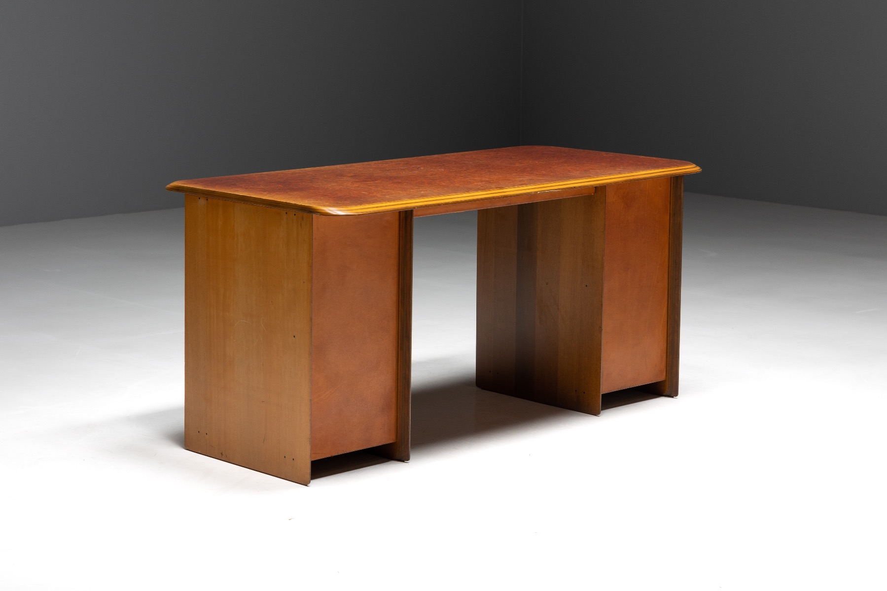 Walnut Desk by Afra & Tobia Scarpa for Maxalto - 1970s