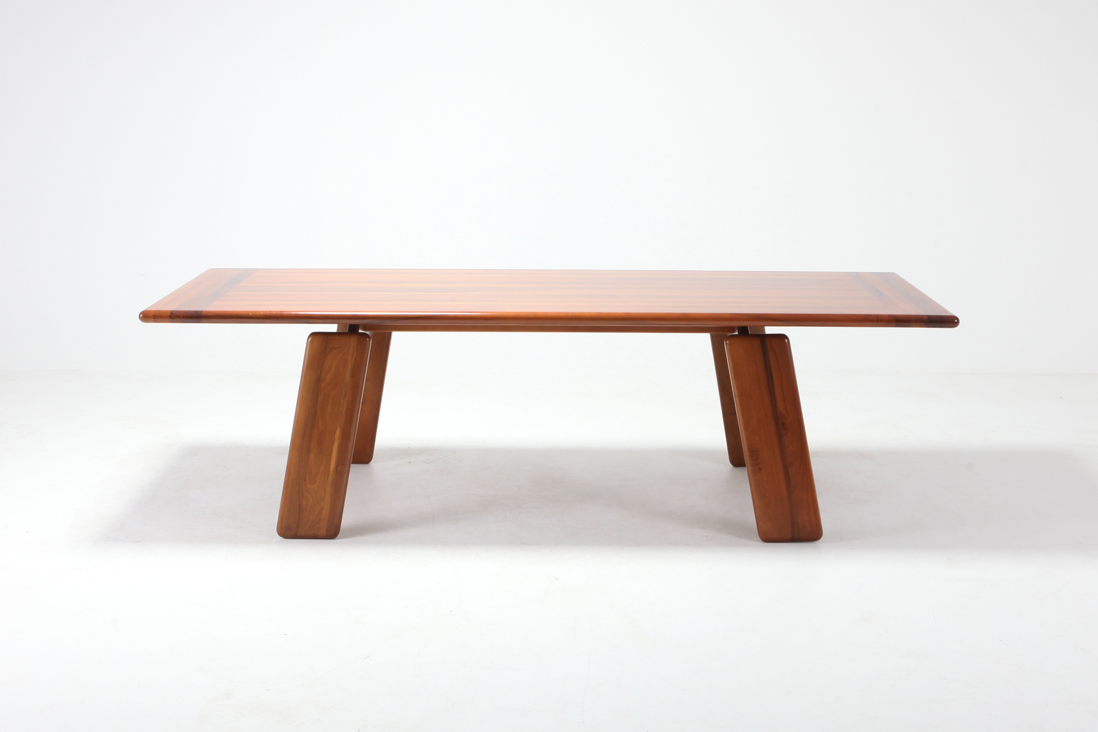 Postmodern Walnut Dining Table by Afra & Tobia Scarpa - 1980s