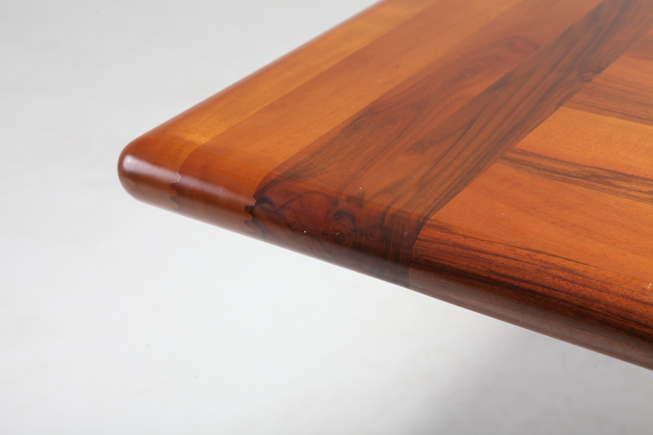 Postmodern Walnut Dining Table by Afra & Tobia Scarpa - 1980s