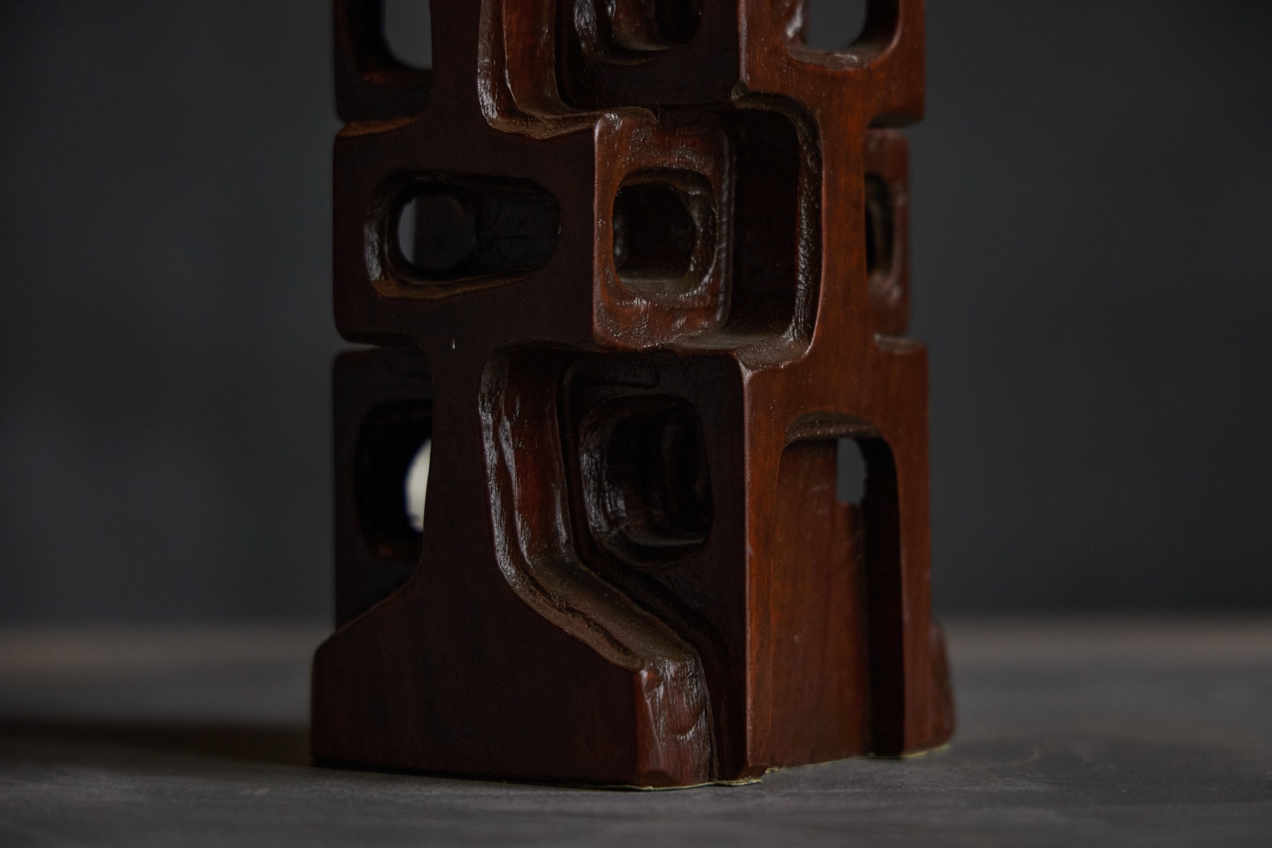 Sculpted Table Lamp by Gianni Pinna - 1970s