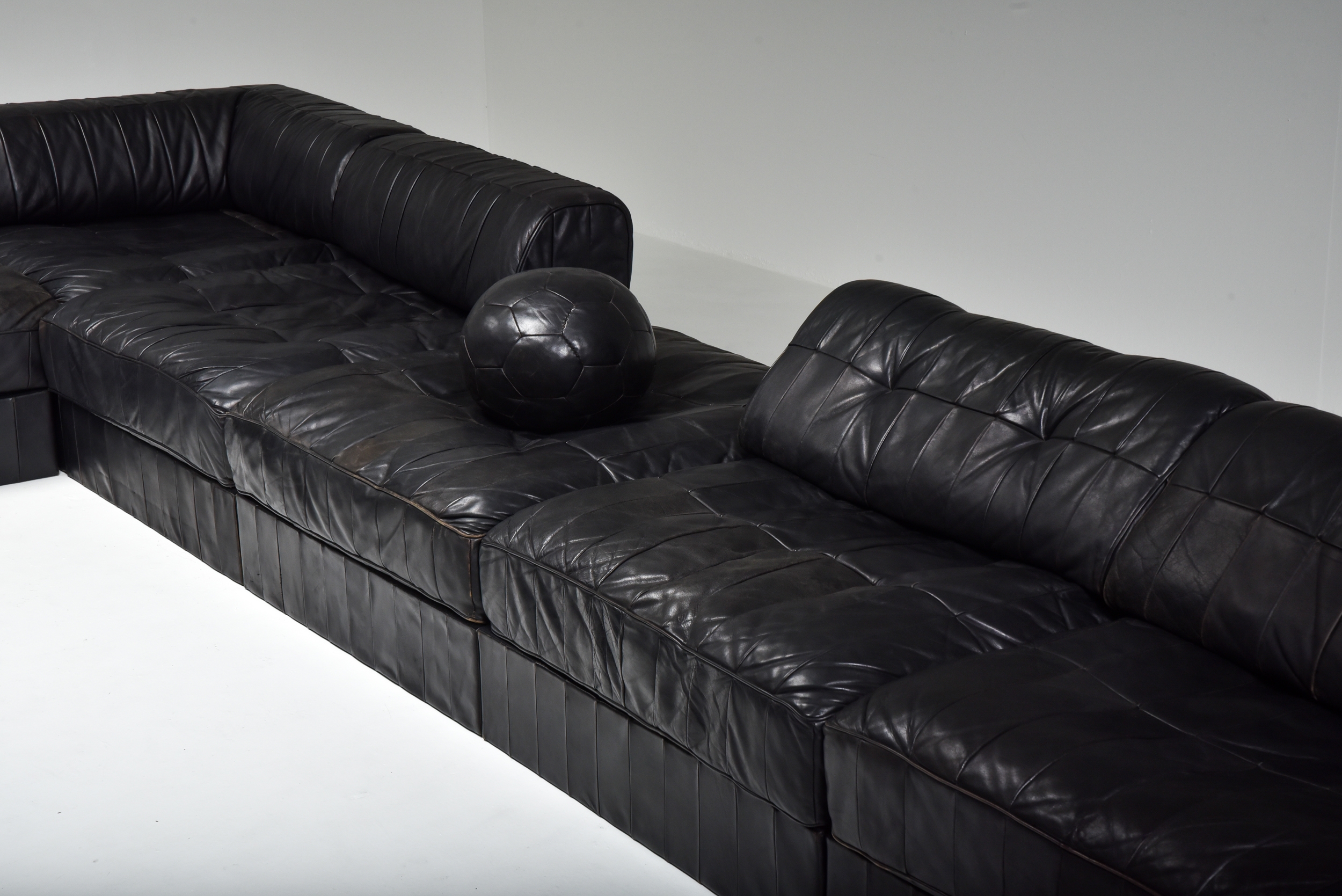Mid-Century Modern De Sede Modular and Sectional Patchwork Sofa in Black Leather - 1970's