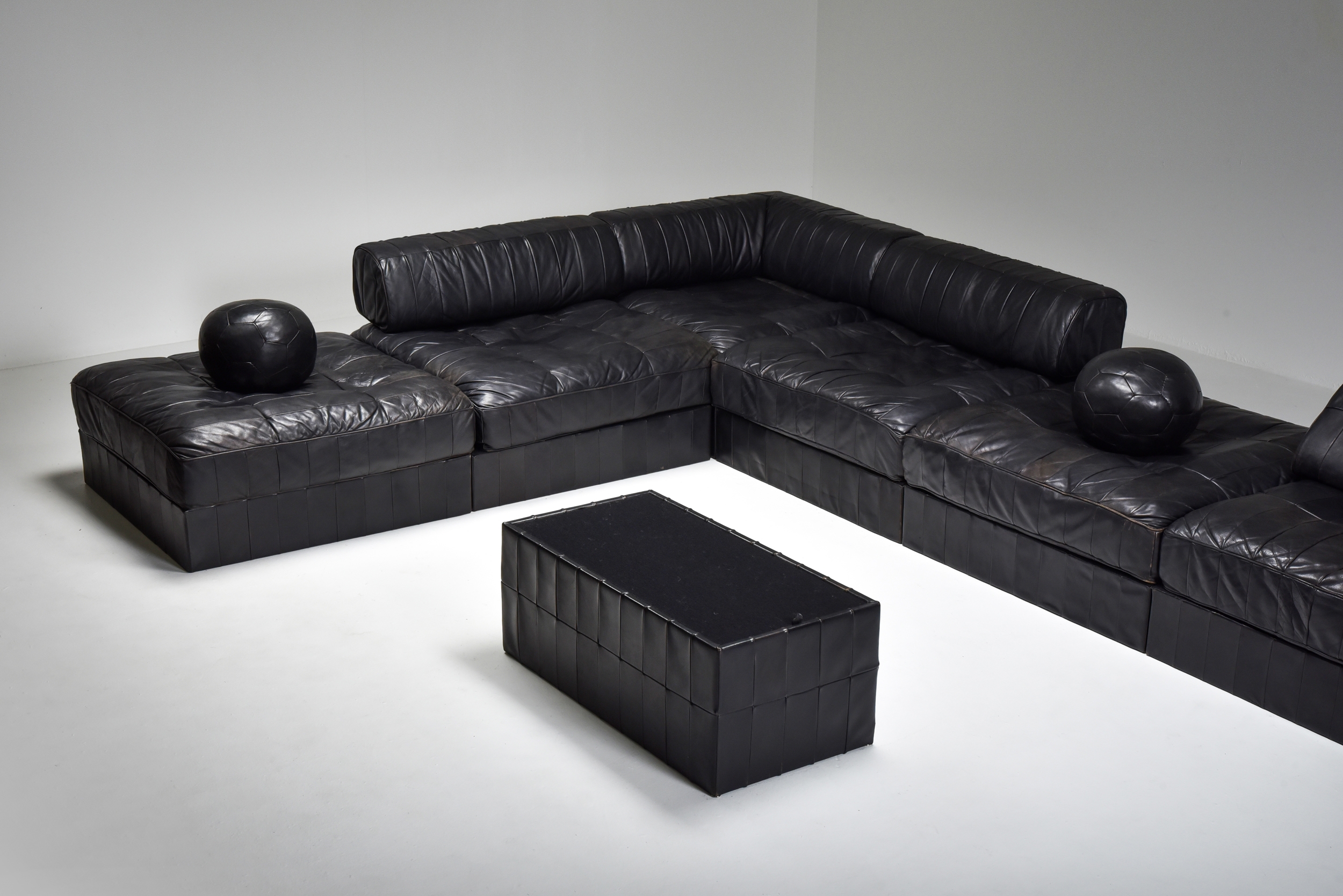 Mid-Century Modern De Sede Modular and Sectional Patchwork Sofa in Black Leather - 1970's