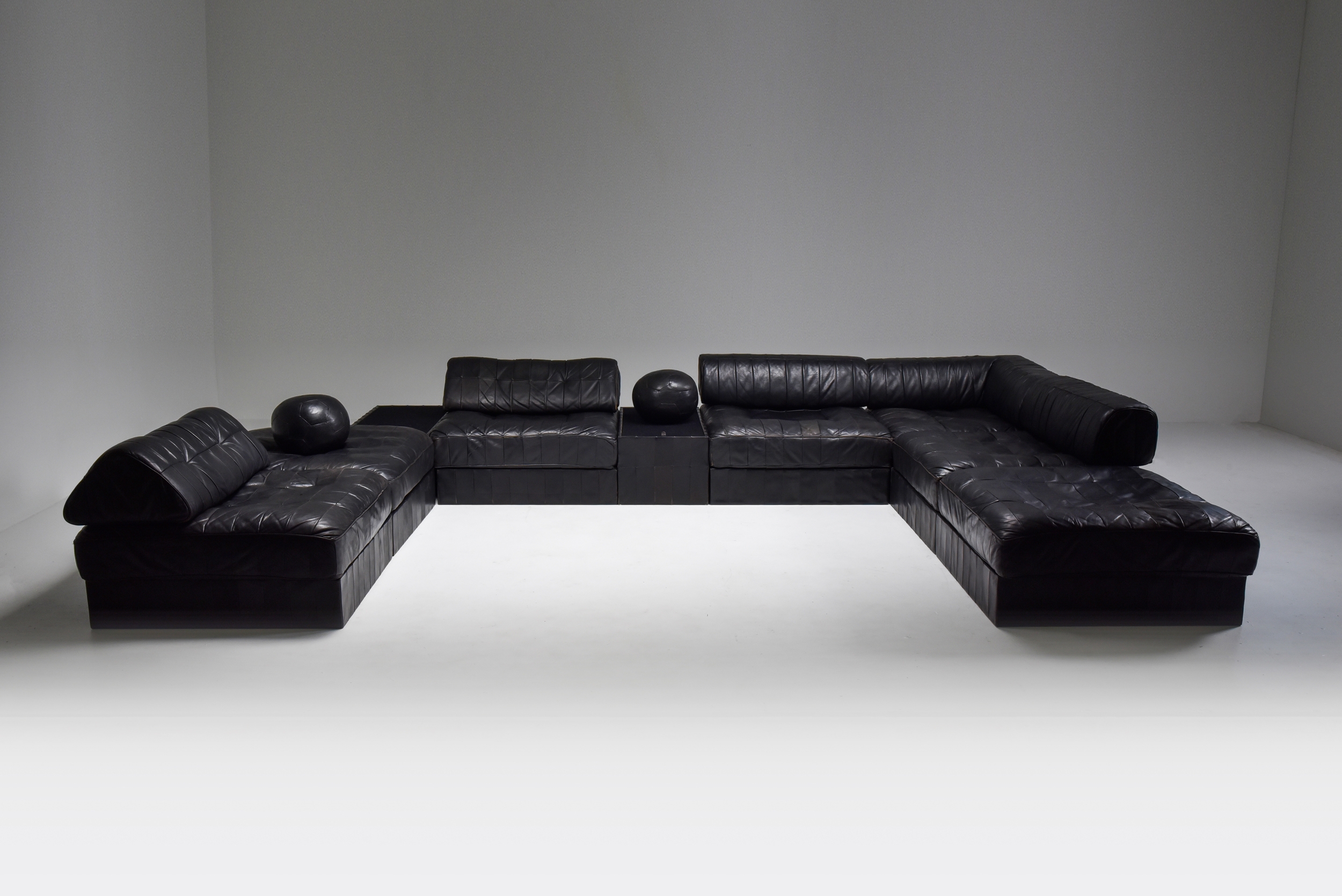 Mid-Century Modern De Sede Modular and Sectional Patchwork Sofa in Black Leather - 1970's