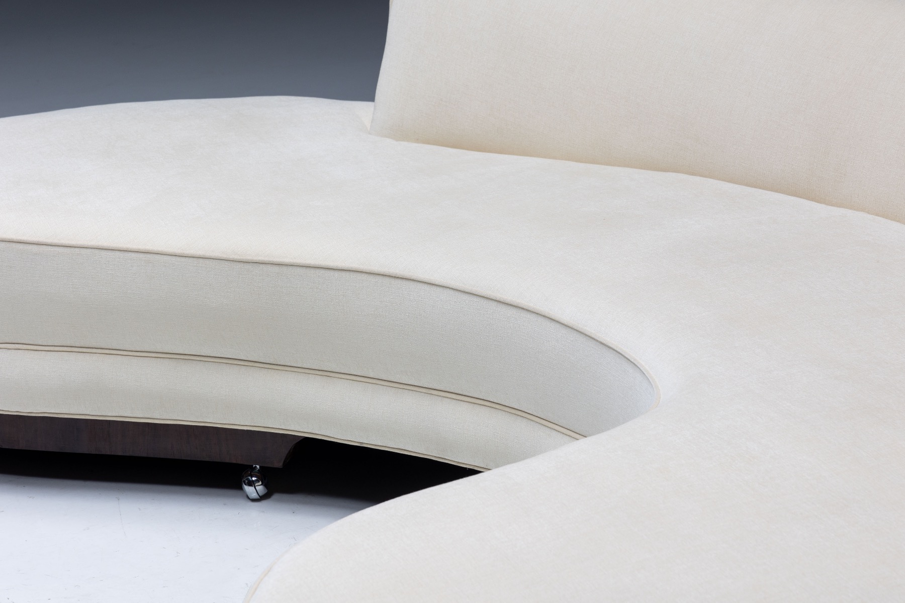 Serpentine Sofa by Vladimir Kagan - 1950s
