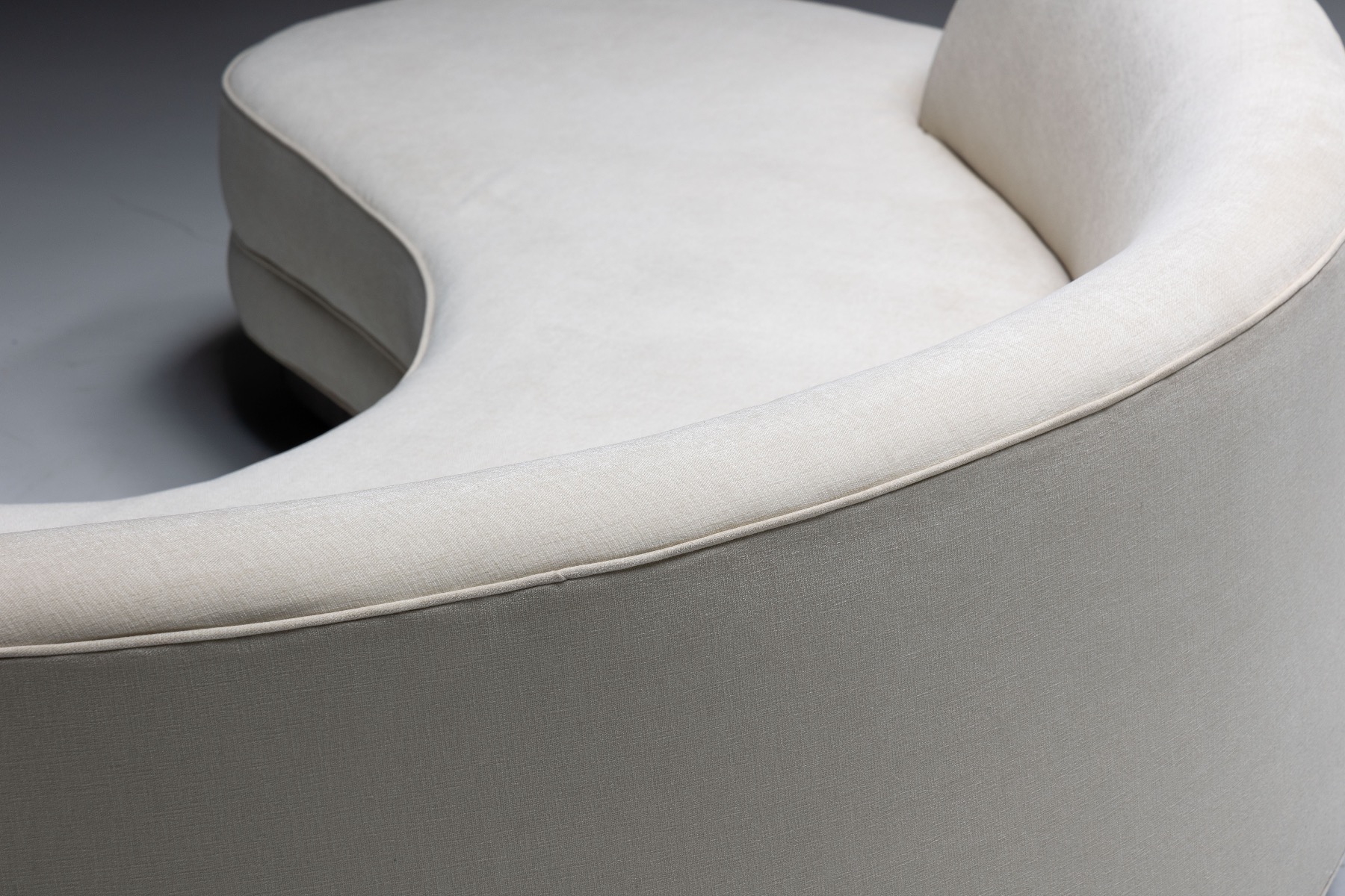 Serpentine Sofa by Vladimir Kagan - 1950s