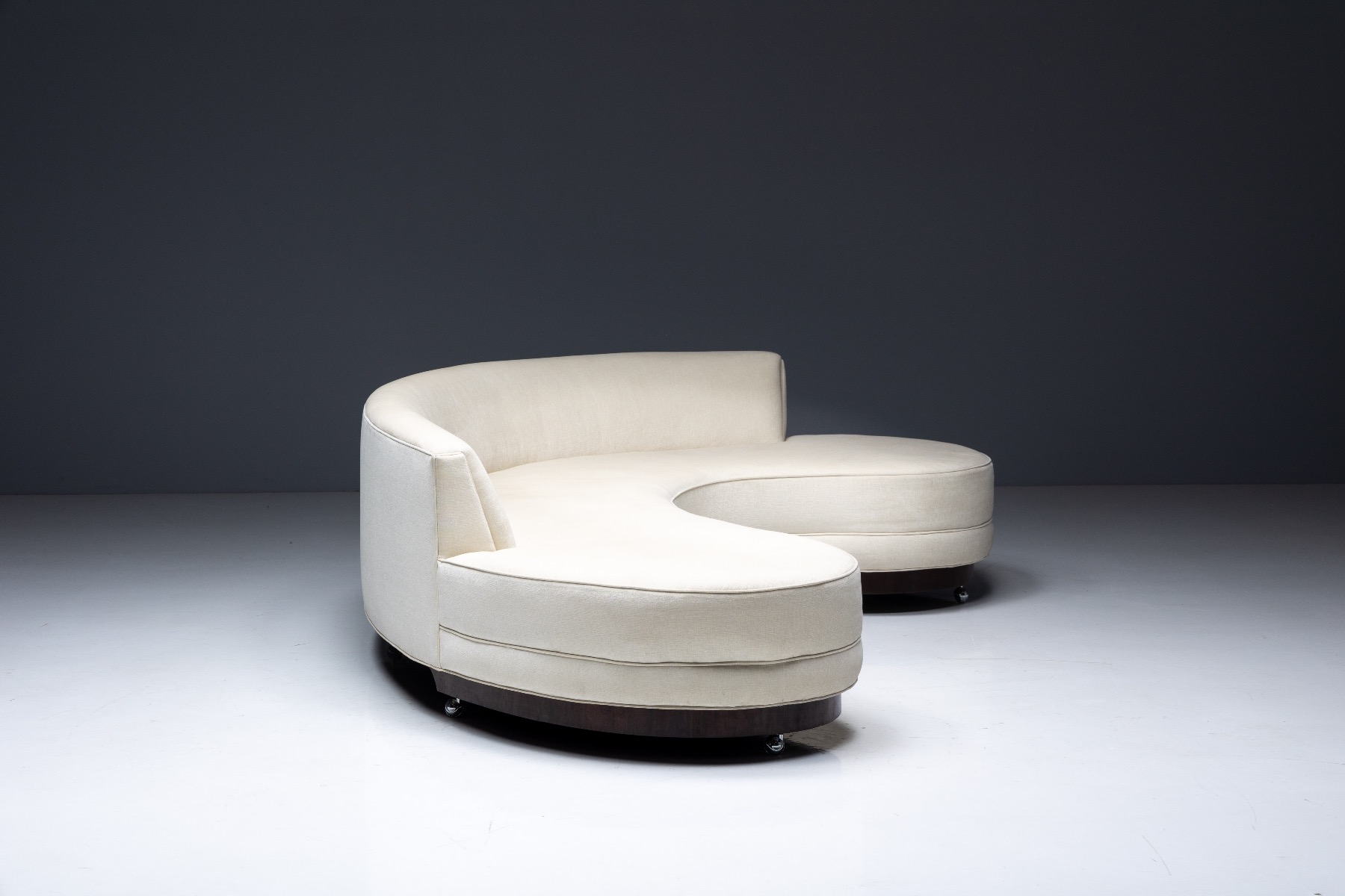 Serpentine Sofa by Vladimir Kagan - 1950s