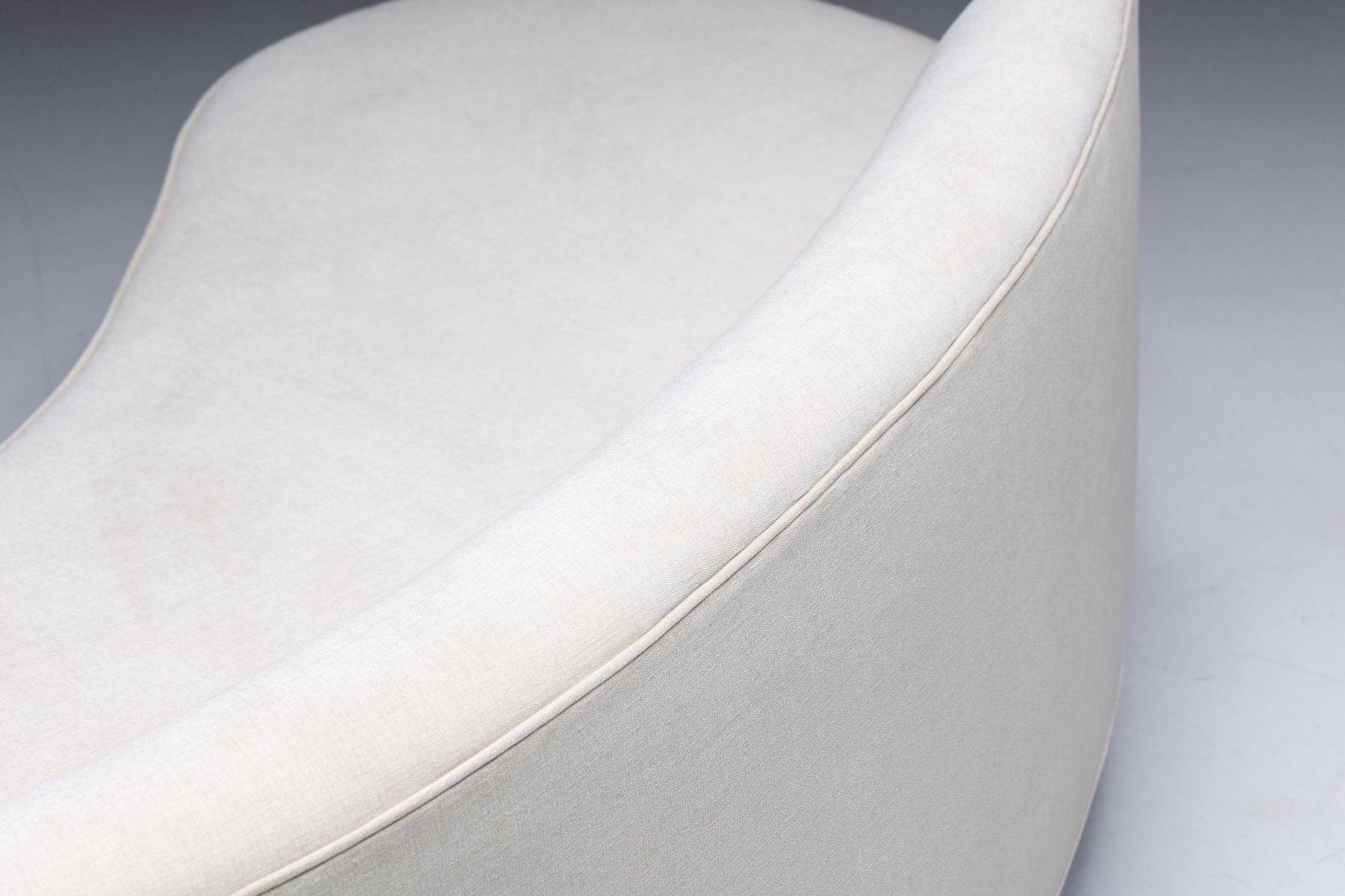 Serpentine Sofa by Vladimir Kagan - 1950s