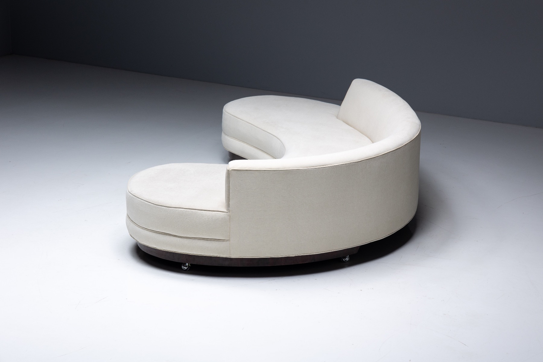 Serpentine Sofa by Vladimir Kagan - 1950s