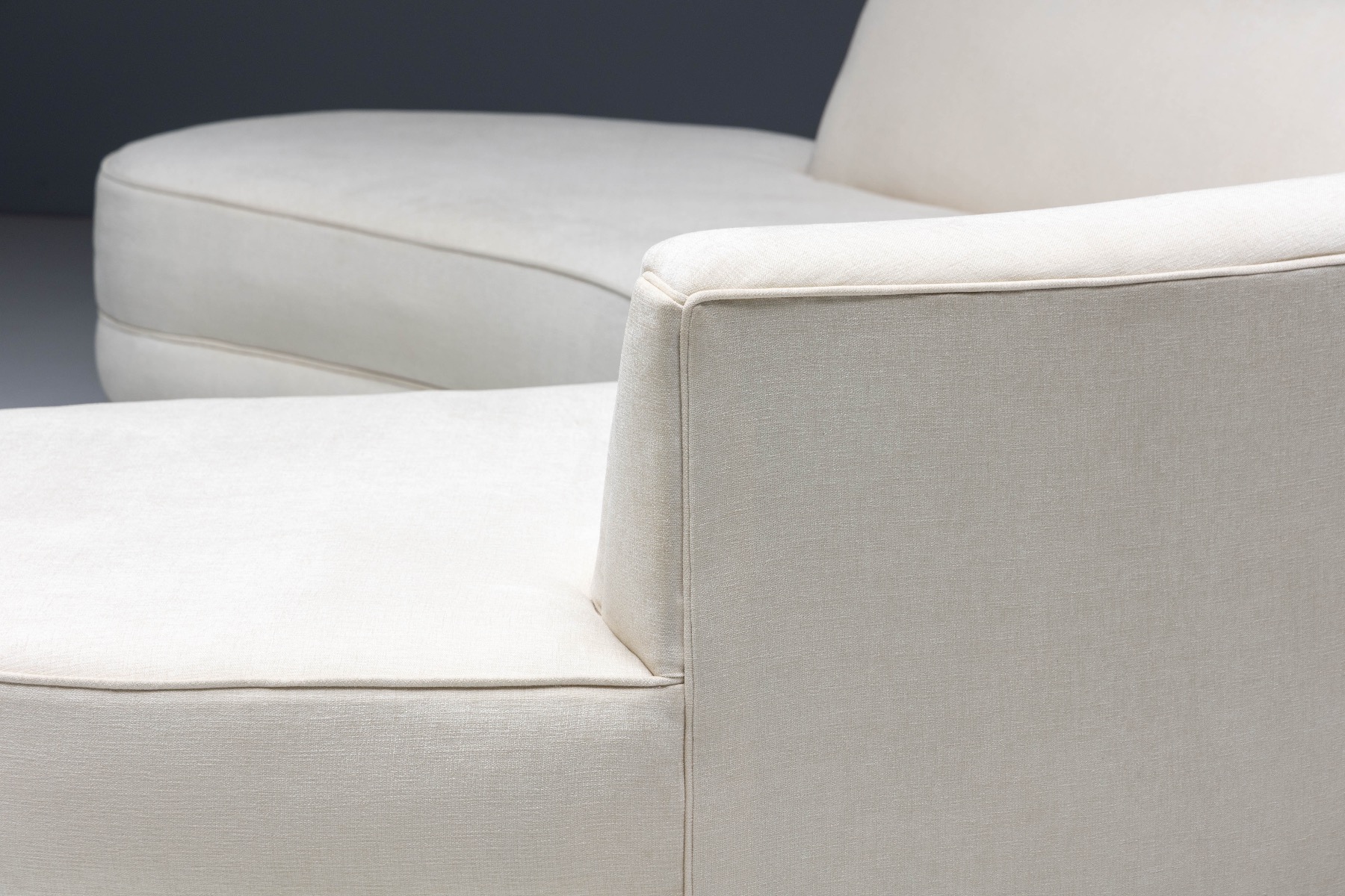 Serpentine Sofa by Vladimir Kagan - 1950s