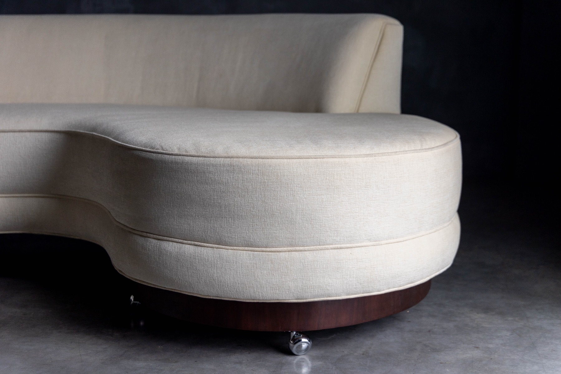 Serpentine Sofa by Vladimir Kagan - 1950s
