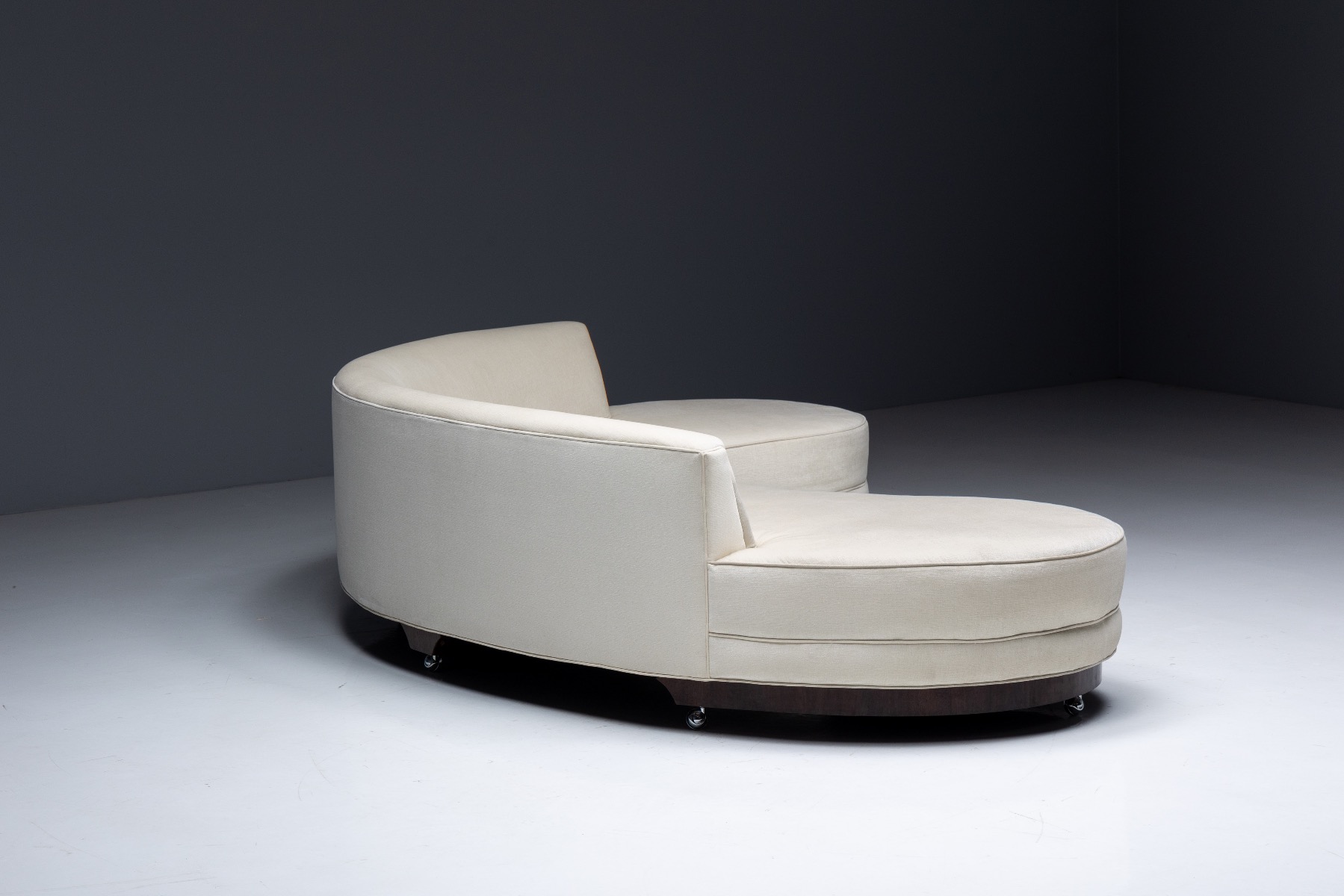 Serpentine Sofa by Vladimir Kagan - 1950s