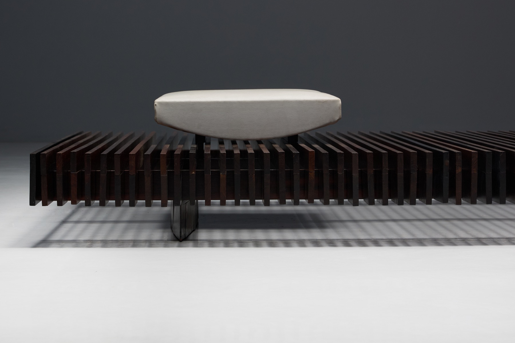 Slatted Bench by Móveis Ambiente - 1965