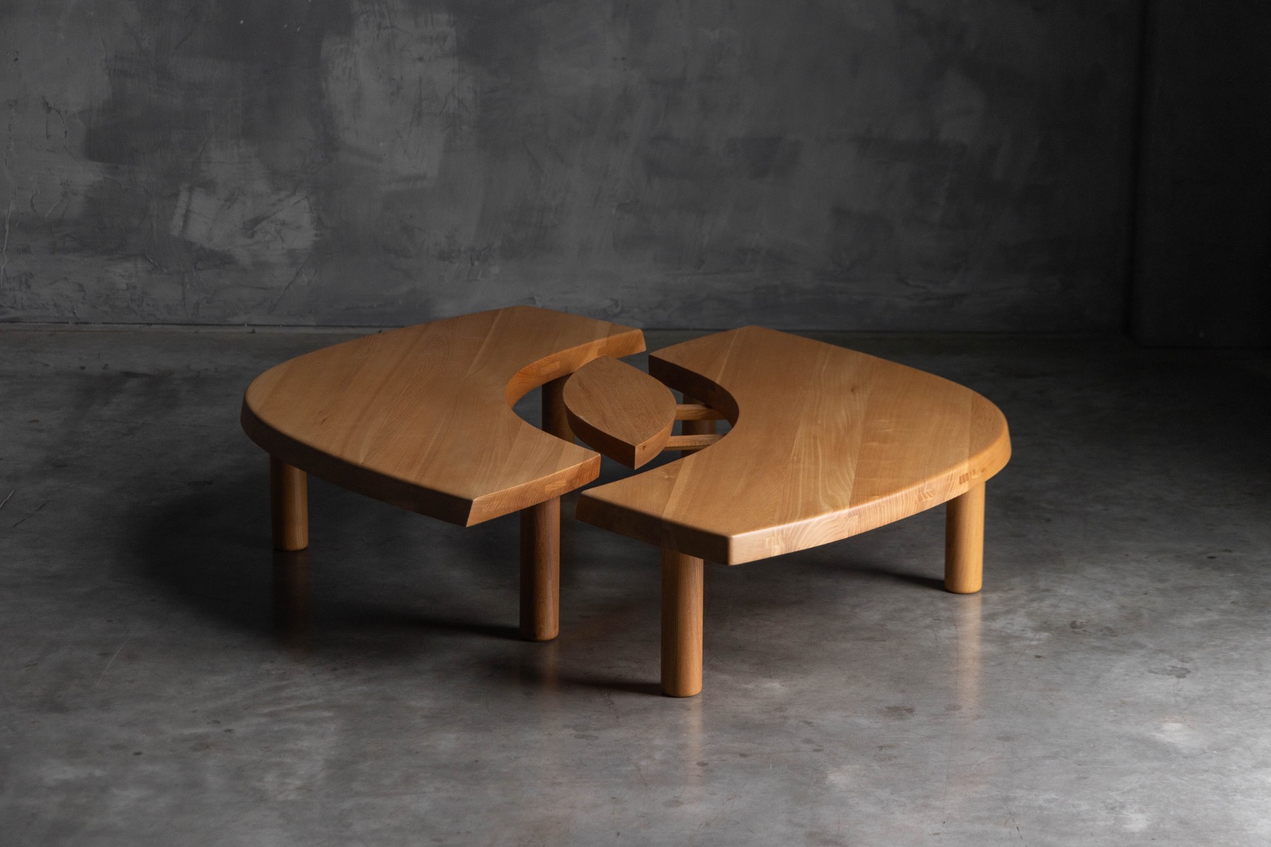 T22C L'oeil Coffee Table by Pierre Chapo, France  - 1972