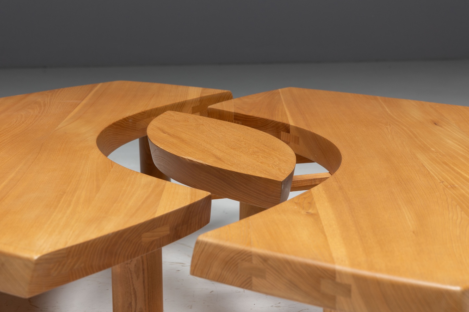 T22C L'oeil Coffee Table by Pierre Chapo, France  - 1972