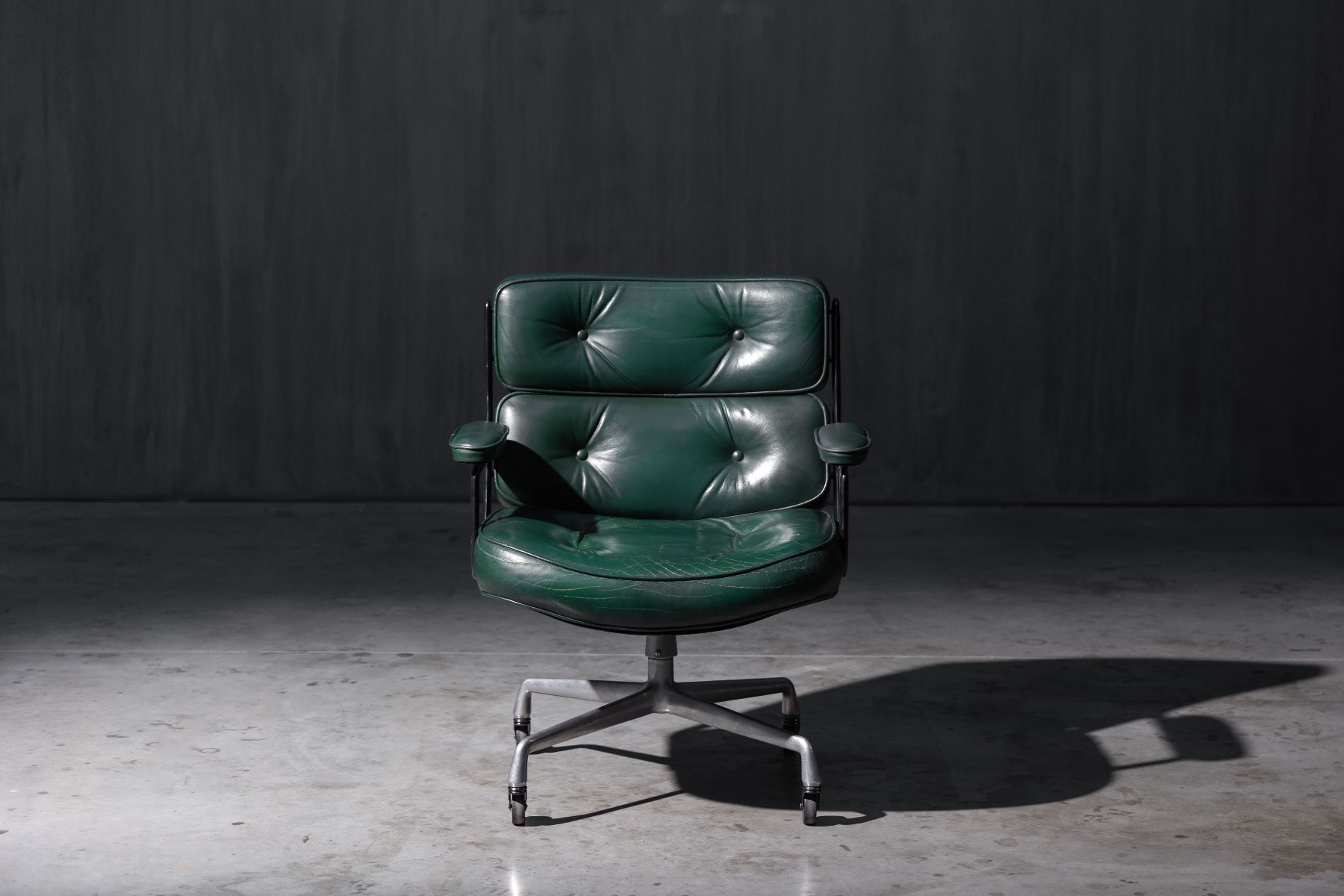 Time Life Lobby Chair by Charles and Ray Eames for Herman Miller - 1960s