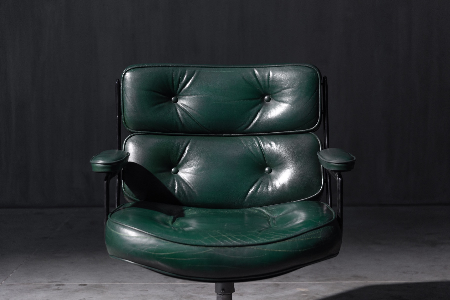 Time Life Lobby Chair by Charles and Ray Eames for Herman Miller - 1960s