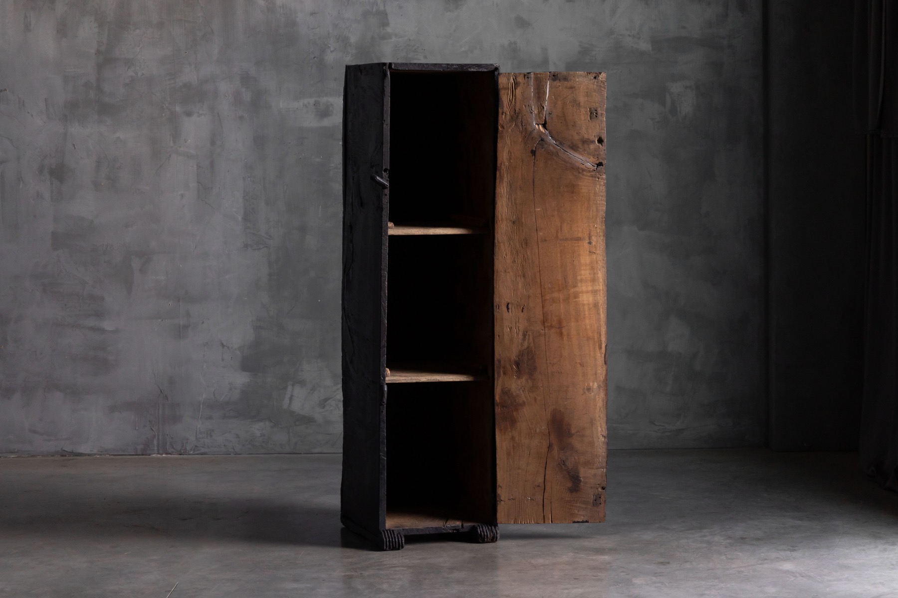 Travail Populaire Cabinet, France - circa 1900