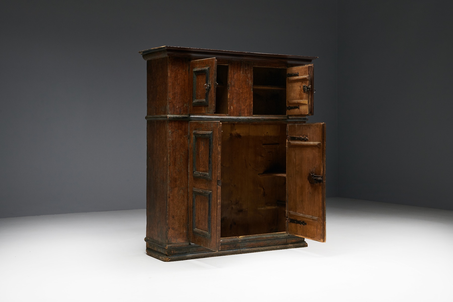 Travail Populaire Alpine Cabinet - 18th Century