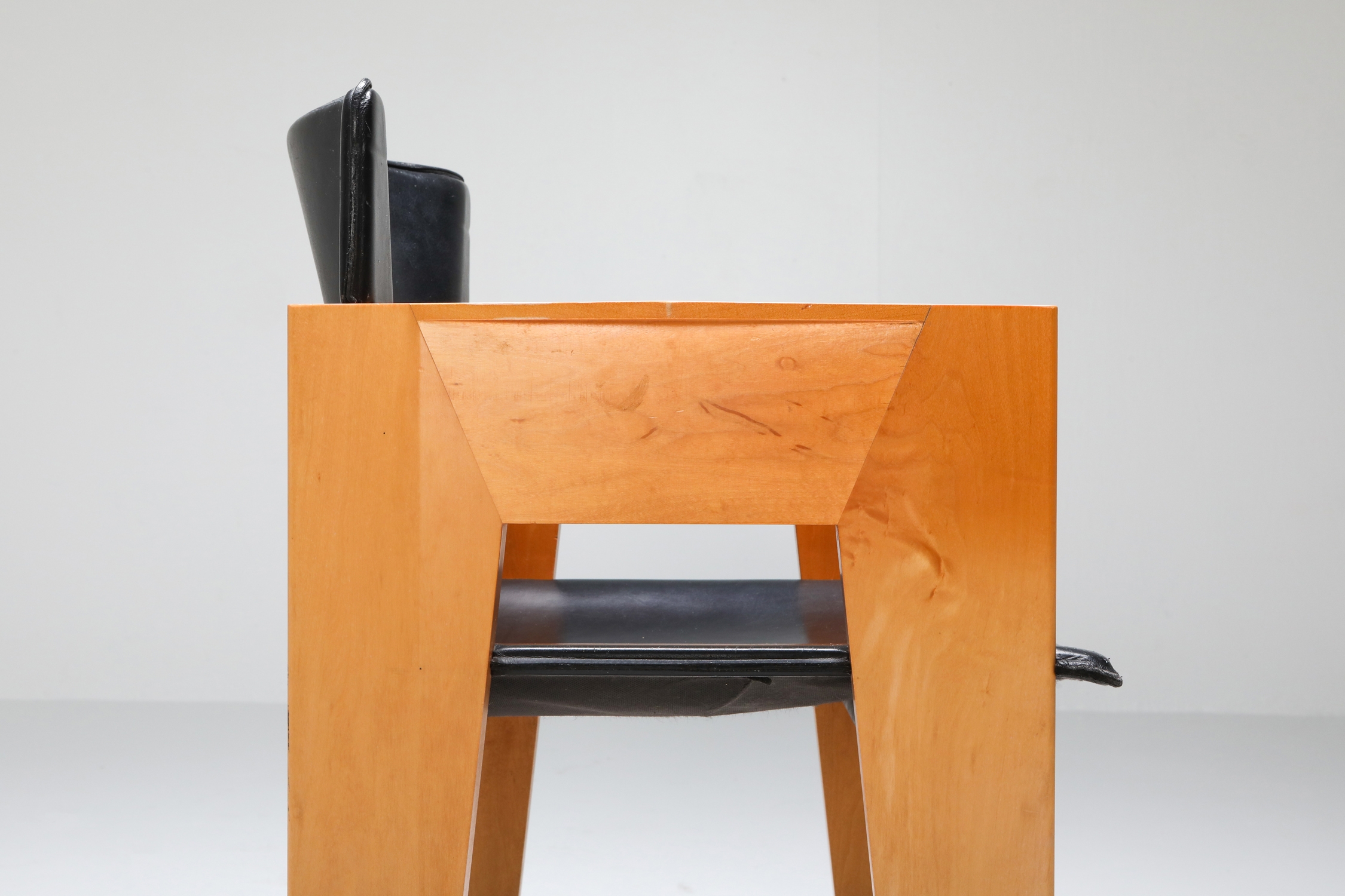 Post-modern Sculptural Leather & Wood Chairs By Arco - 1980s