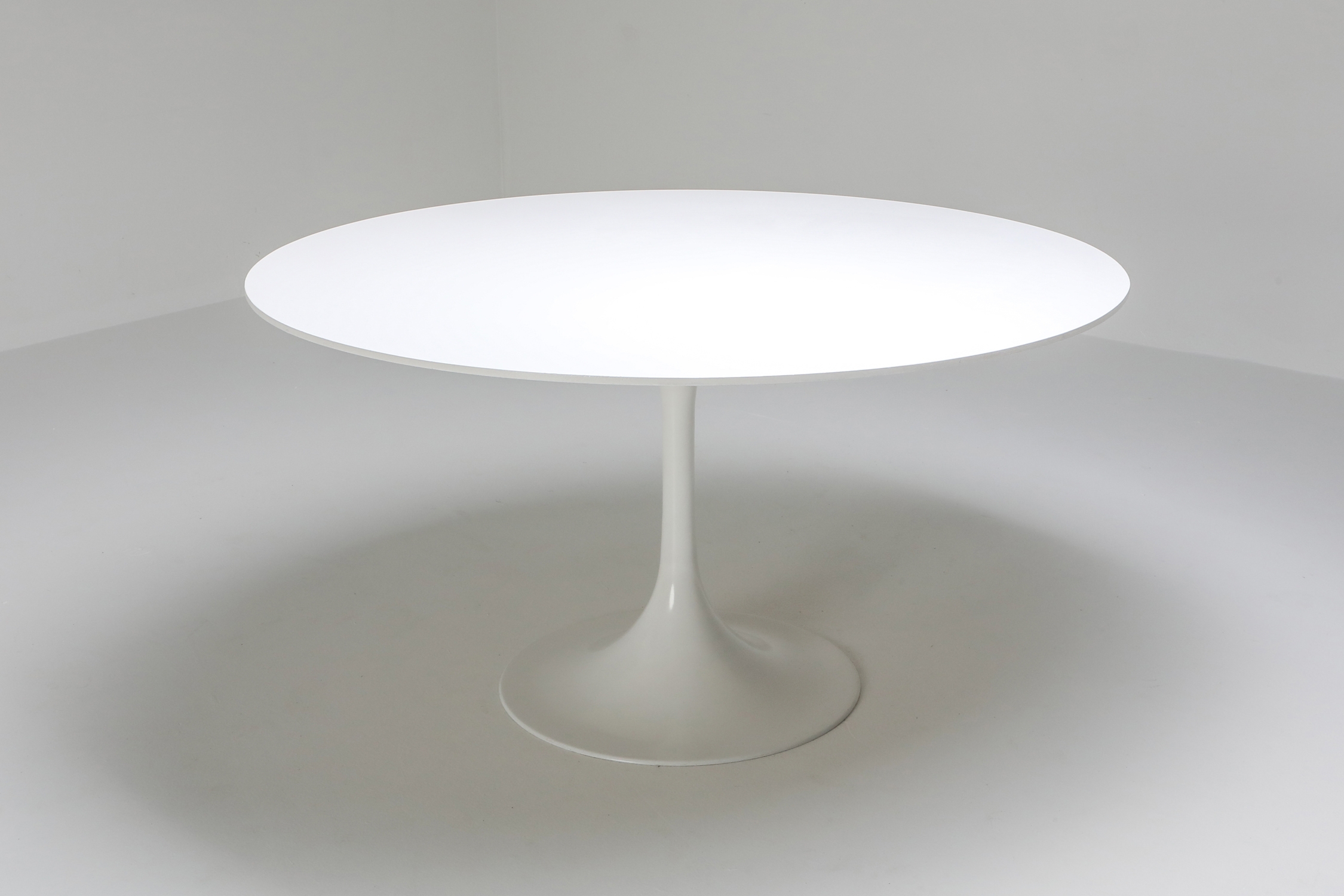 Eero Saarinen "Tulip" Dining Table for Knoll - 1970s