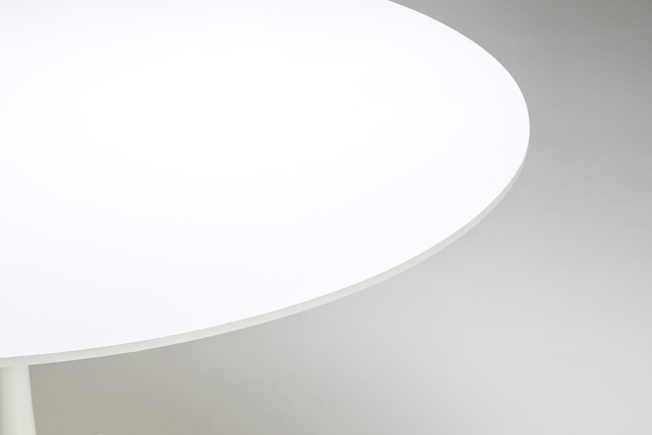 Eero Saarinen "Tulip" Dining Table for Knoll - 1970s