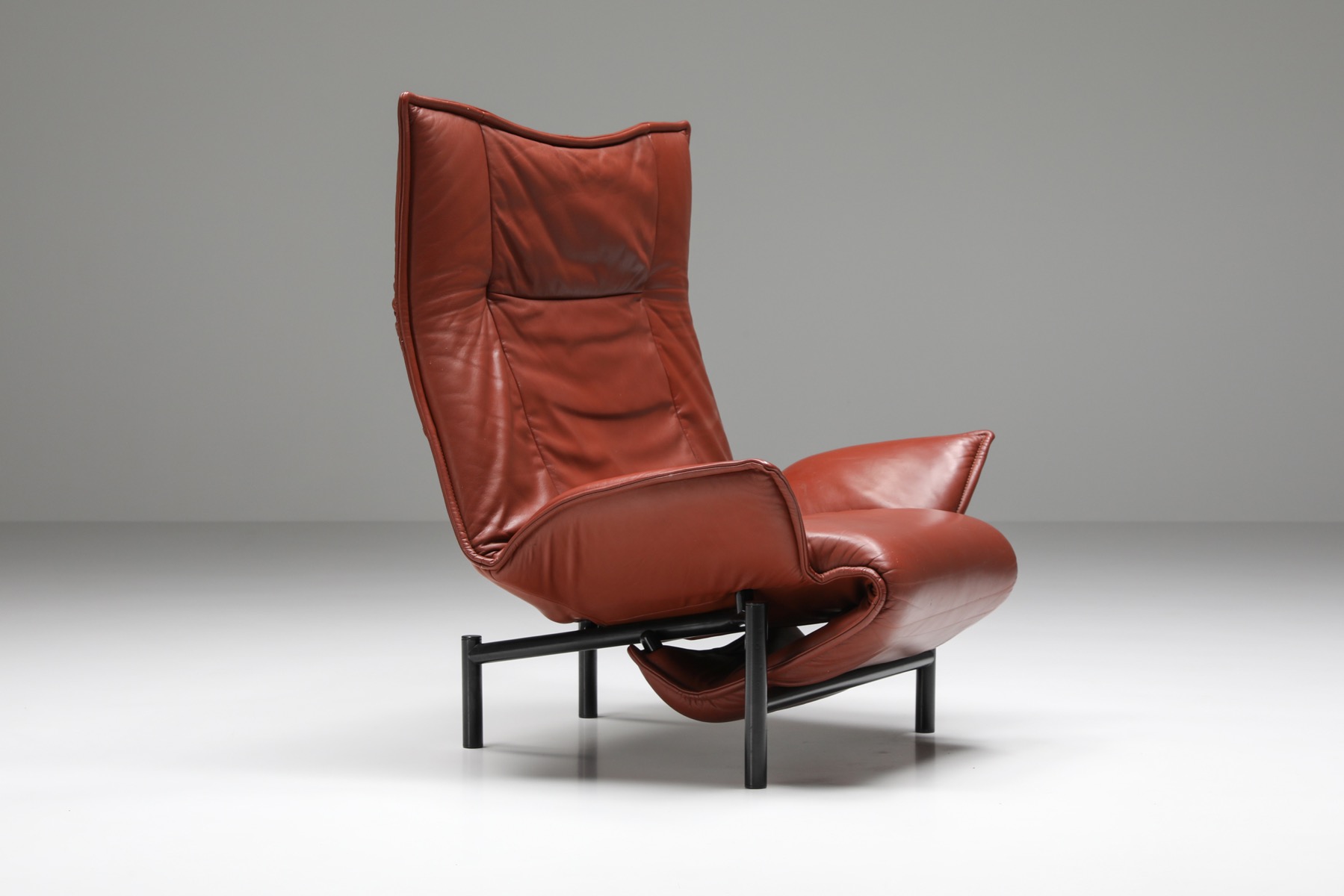 Vico Magistretti Veranda Lounge Chair for Cassina - 1980's