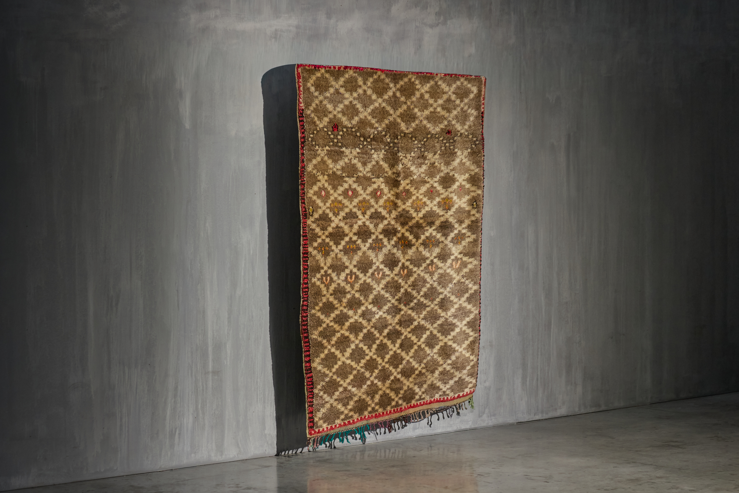 Vintage Atlas Low-Pile Wool Rug, Morocco - Circa 1960