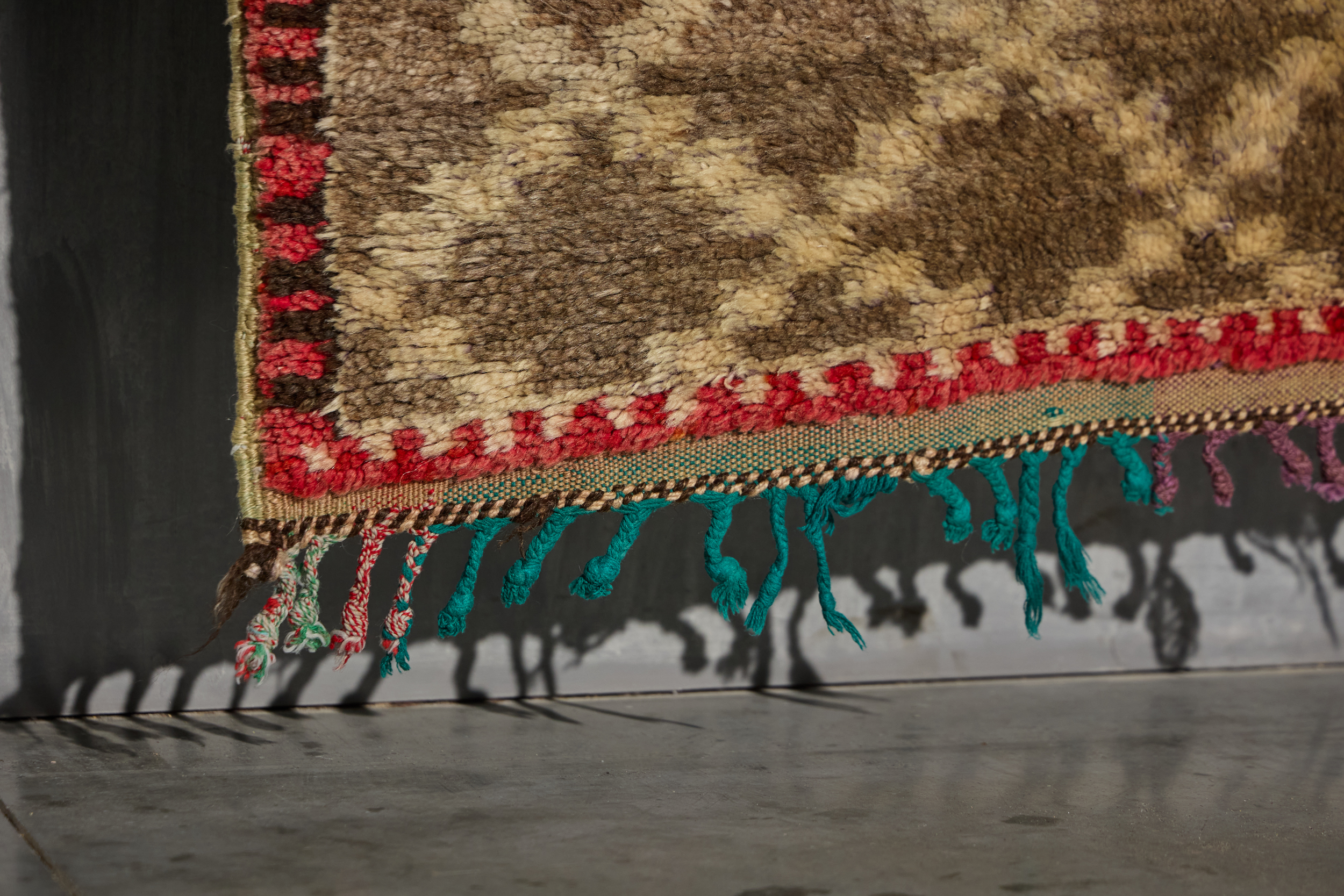 Vintage Atlas Low-Pile Wool Rug, Morocco - Circa 1960