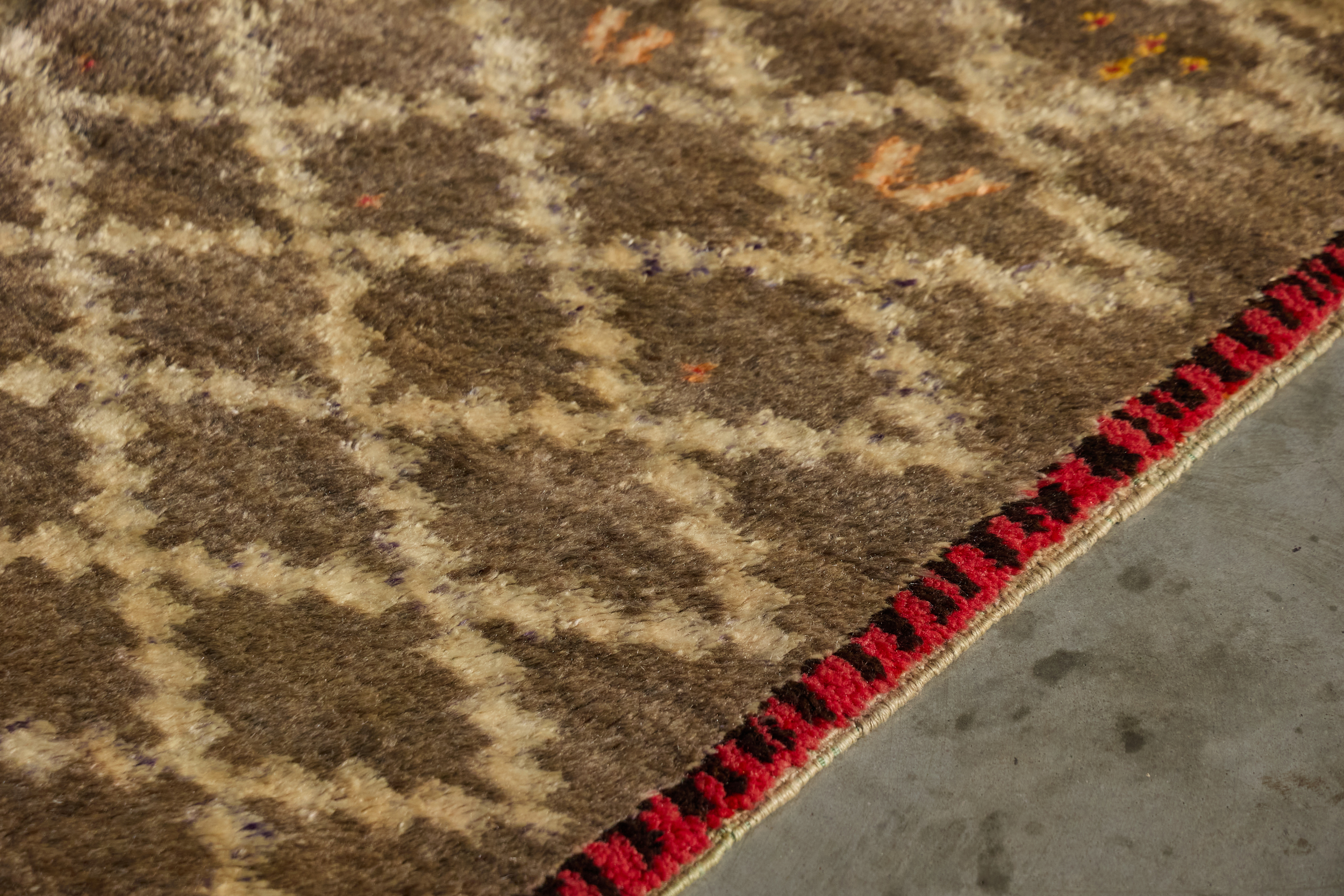 Vintage Atlas Low-Pile Wool Rug, Morocco - Circa 1960
