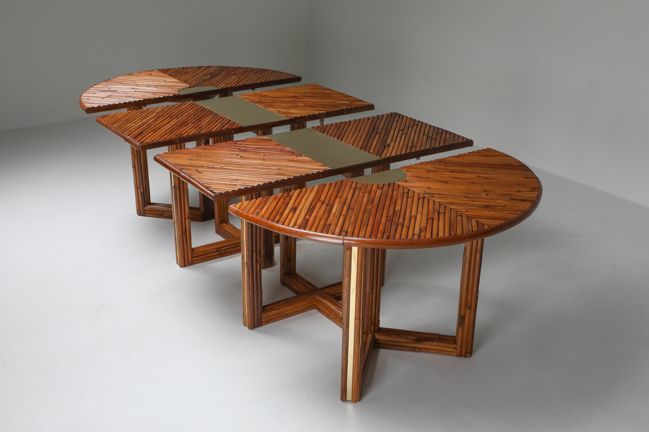 Gabriella Crespi Style Adjustable Dining Table in Rattan - 1970s