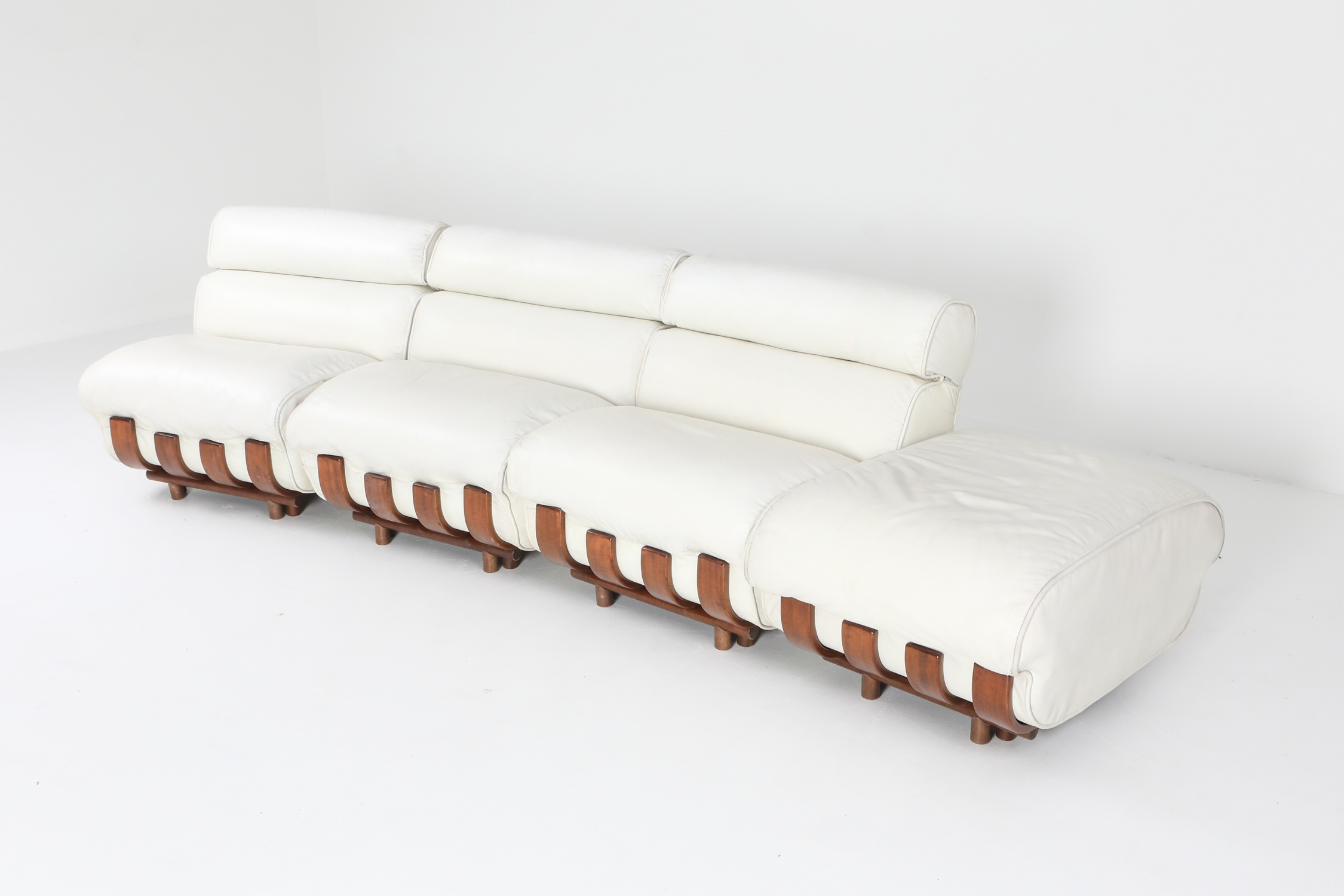 Sectional Sofa in White Leather and Walnut Frame by Frigerio - 1980s