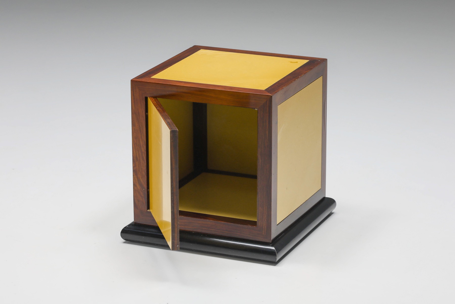 Italian Yellow Side Tables Set - 1970's